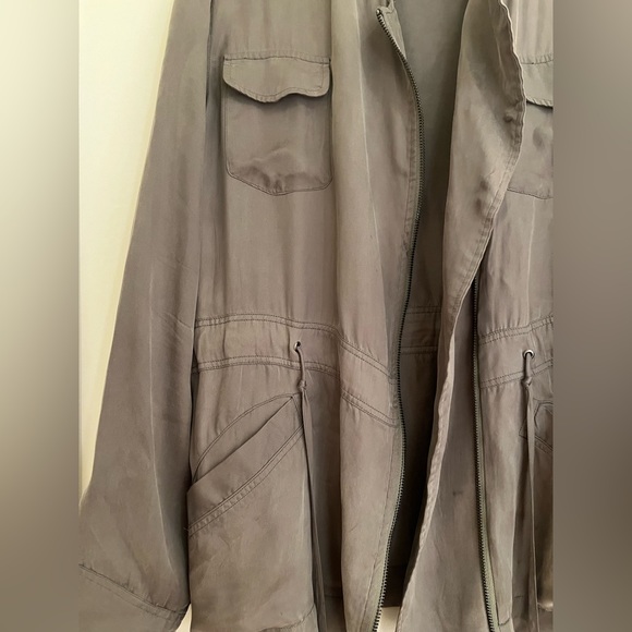 Rails Lightweight Miles Jacket - Picture 2 of 5